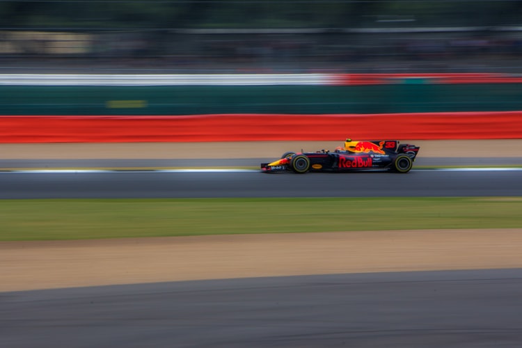 red bull f1 car in race